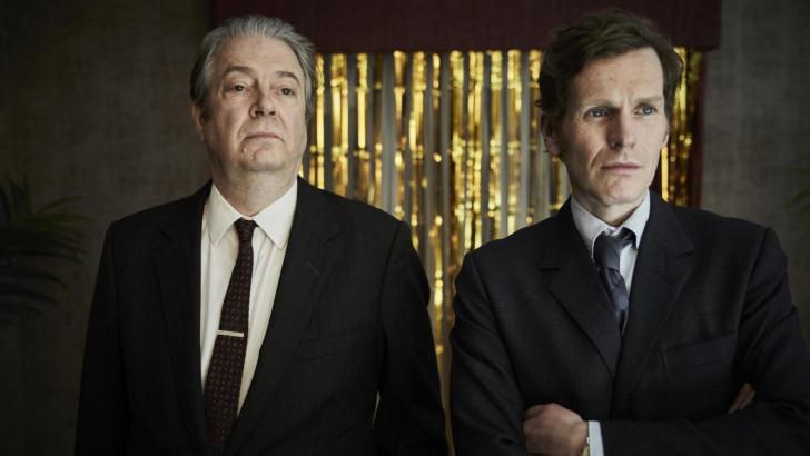 Photo de Thursday et Morse côte à côte